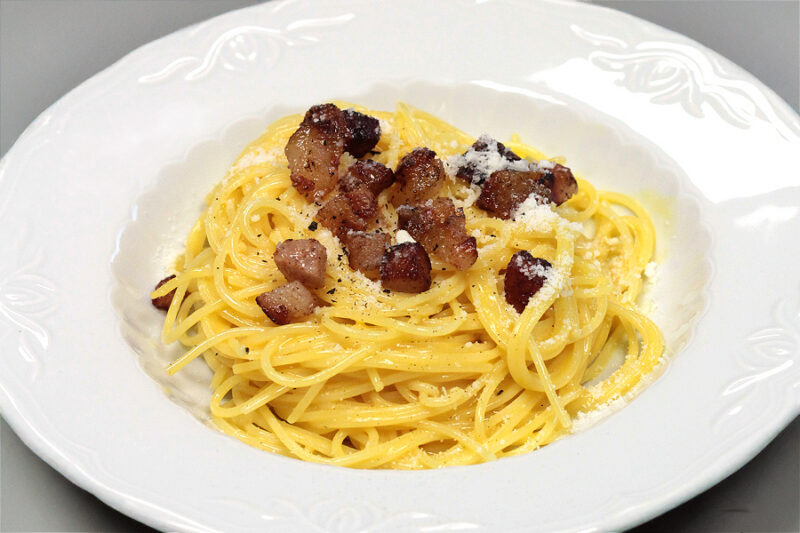 Pasta carbonara productos italianos
